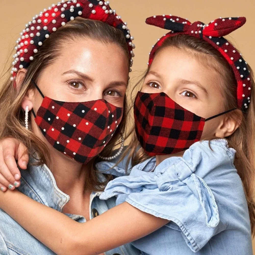 LELE SADOUGHI NWT AUTHENTIC KIDS ASPEN LODGE SET OF 2 EMBROIDERED FACE MASK